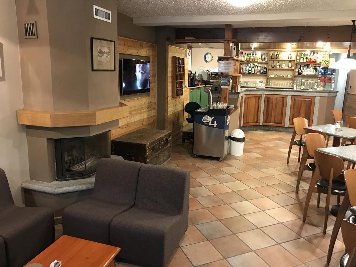 Albergo Club Alpino Crissolo Esterno foto